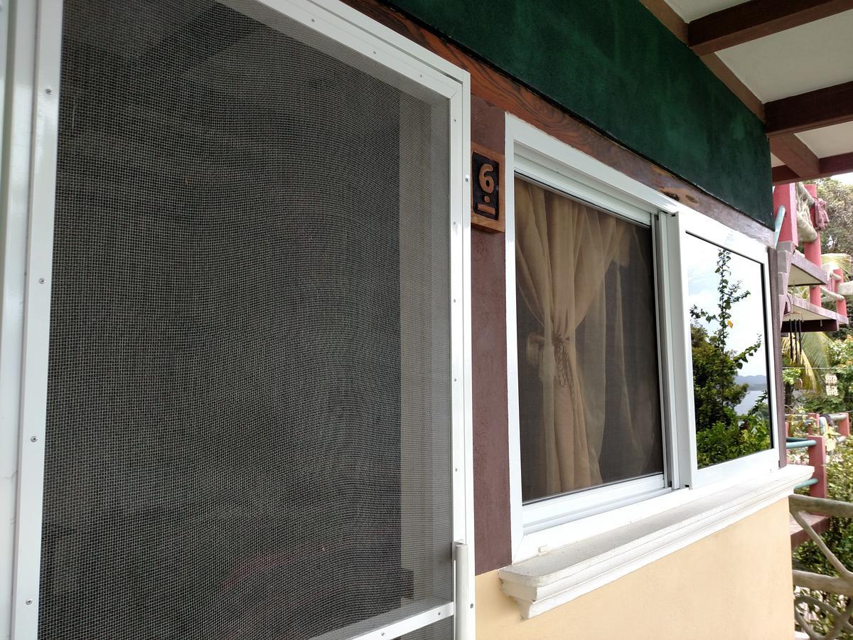 Zapote Tree Inn Flores Ngoại thất bức ảnh